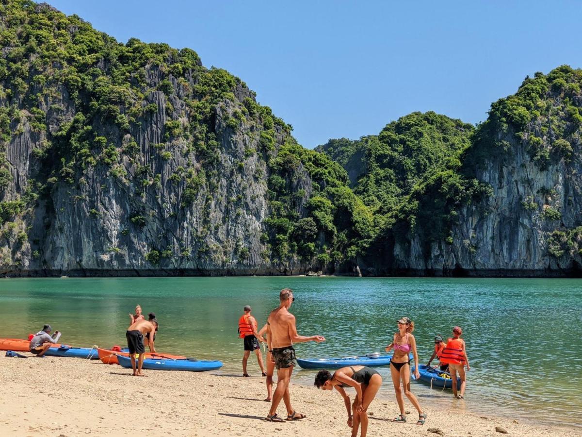 Tuấn Hà Boutique Hotel Dong Khe Sau Esterno foto